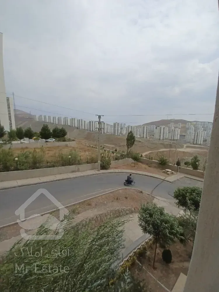 پردیس فاز ۱۱ زون ۱ بلوک ۴۳ طبقه ۲ جنوب شرقی