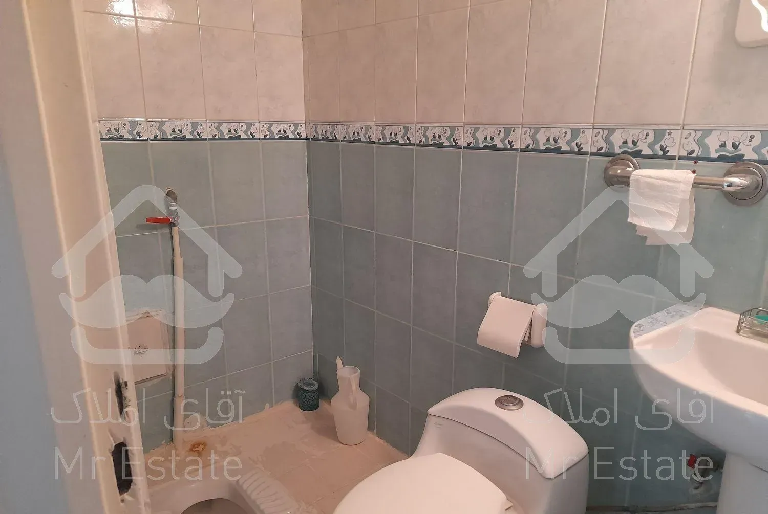 دوخوابه دوطرف بالکن  آماده تخلیه با پارکینگ وانبار