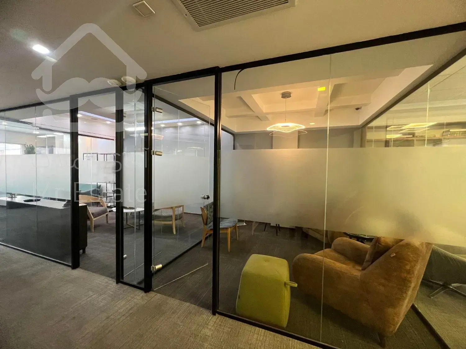 200متر سعادت آباد*مجتمع اداری * ۵ساله*ویو بینظیر