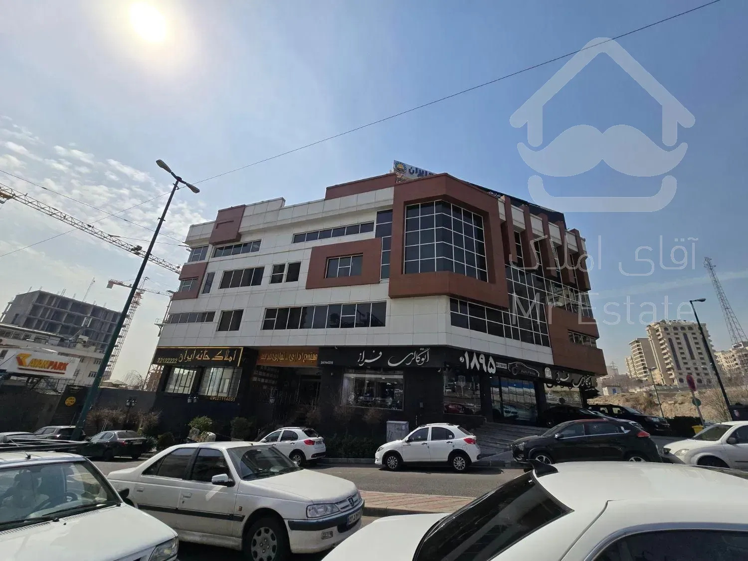 200متر سعادت آباد*مجتمع اداری * ۵ساله*ویو بینظیر