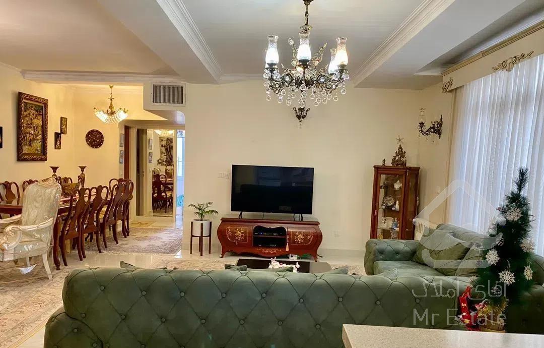 ١٣٤ متری سعادت اباد/شیک و خوش نقشه