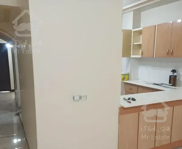 آپارتمان ۱۱۵ متری+ 18 متر انباری و پارکینگ