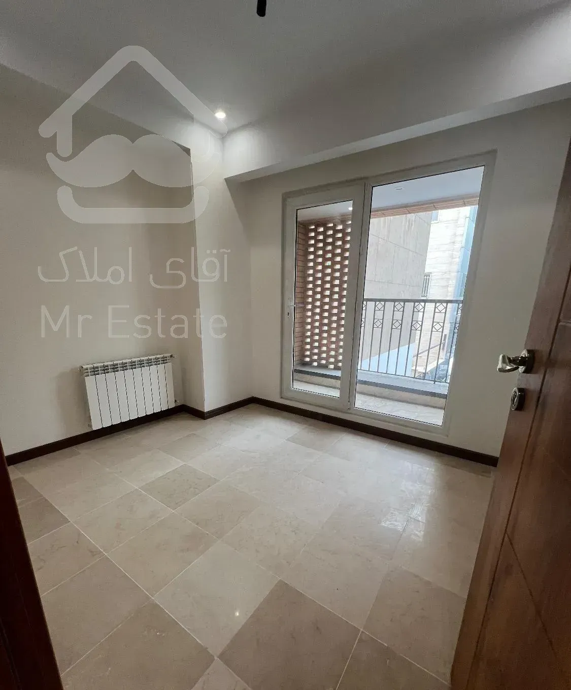 اپارتمان 140متر نوساز دوکله با 2 بالکن قابل چیدمان