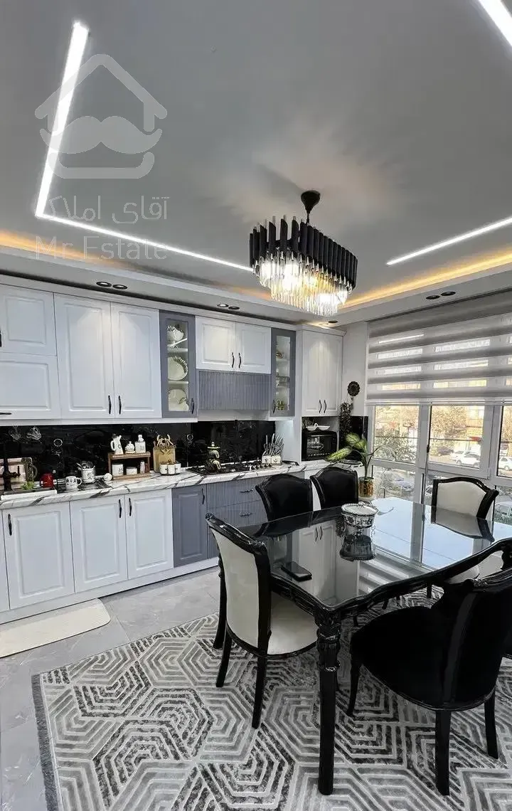 آپارتمان ۱۲۰متری سند دار تک برگ خیلی شیک باپشت بام