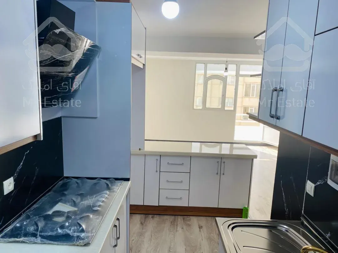 آپارتمان دو خواب در ابشار تهران