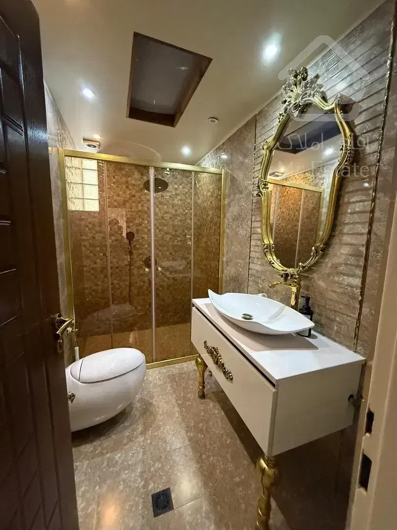 105متر/رویت120متر/غرق نور/دو پارکینگ سندی