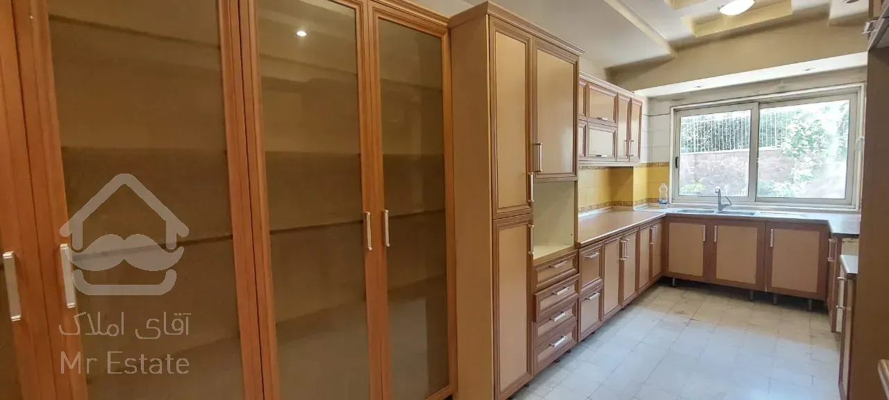 فروش اپارتمان 240 متری زعفرانیه