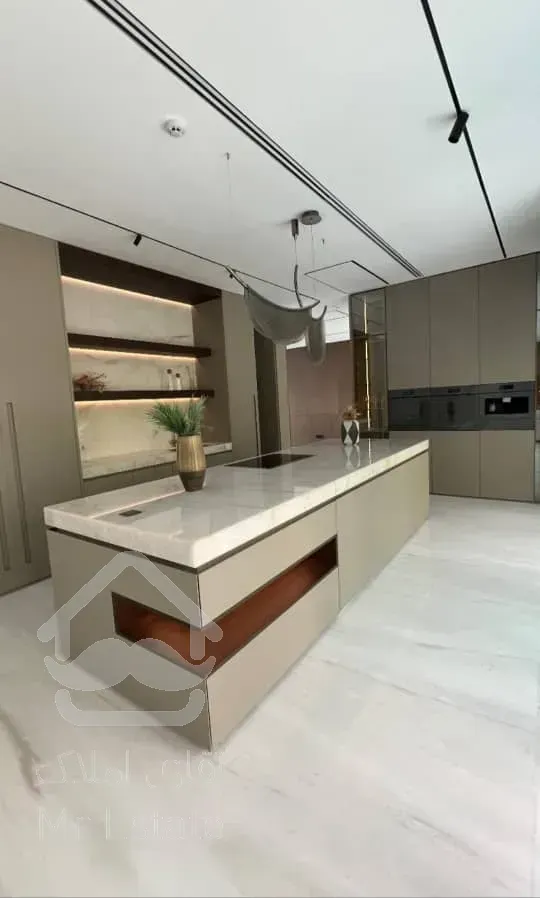 فروش آپارتمان ۲۵۵ متر لوکس