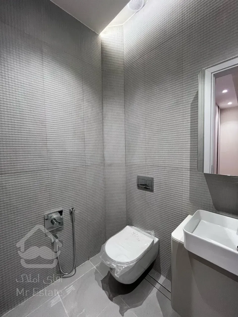 فرمانیه ۳۰۰ متر ۴ خواب