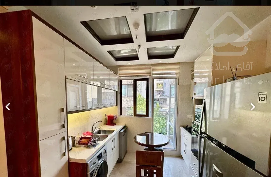 دارآباد/۸۱متر۲خواب/تراس/غرق نور/مستر