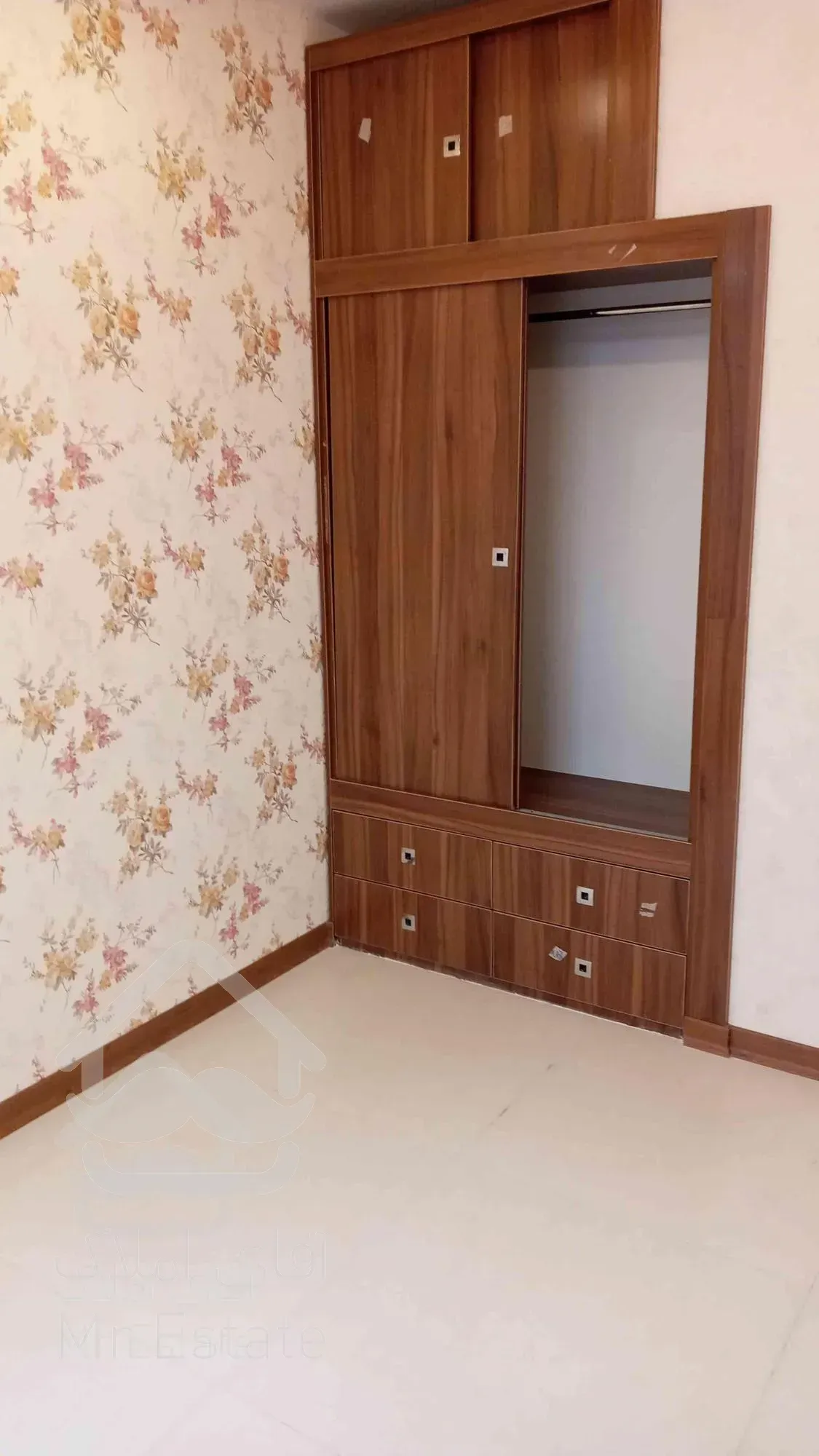 خرید آپارتمان ۸۴متری دوخوابه نوساز فردوس غرب