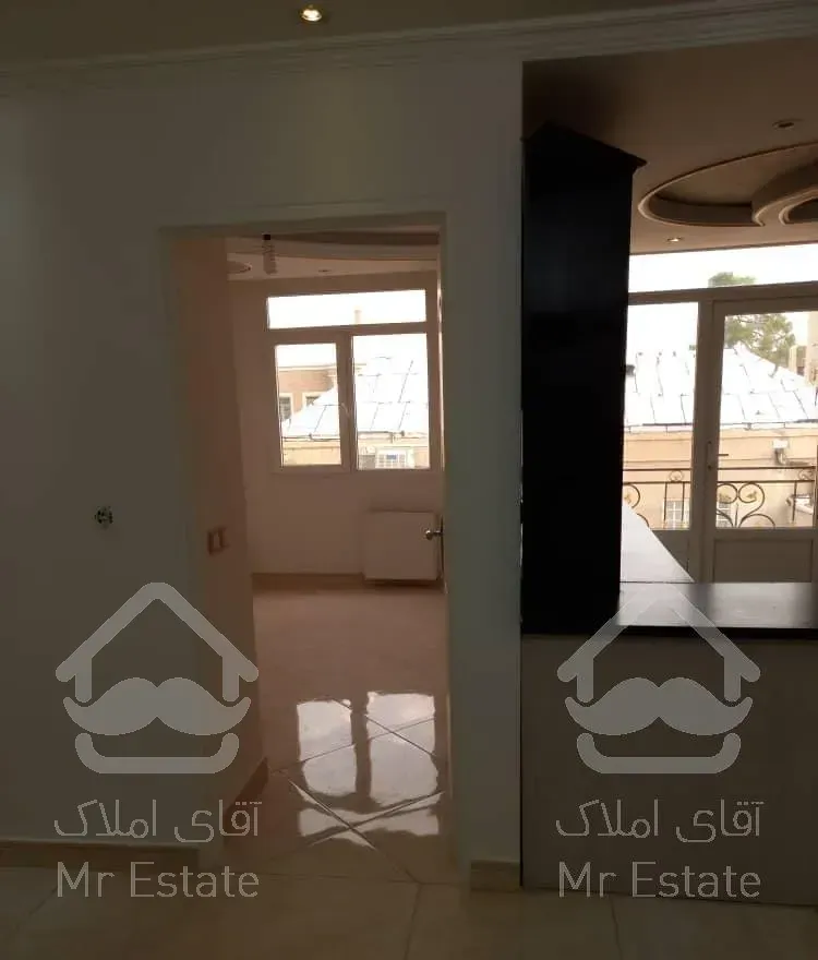 آپارتمان تک خواب ۶۲ مترمربع +۱۰ مترمربع انبار