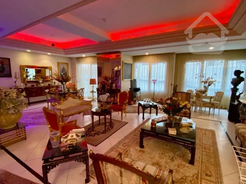 فروش اپارتمان 267 متری زعفرانیه