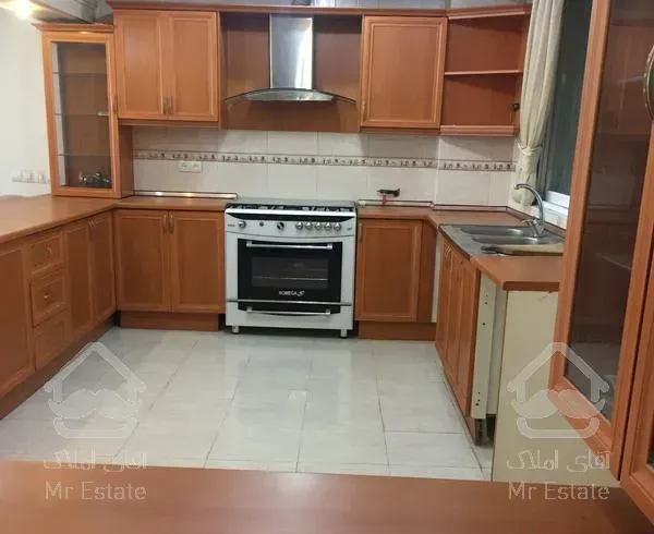 ١٧٦ متر تکواحدى شمال ایت الله کاشانى