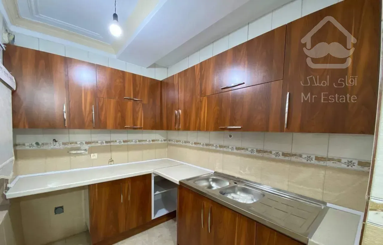 آپارتمان ۱۰۵ متری با قیمت مناسب و موقعیت عالی