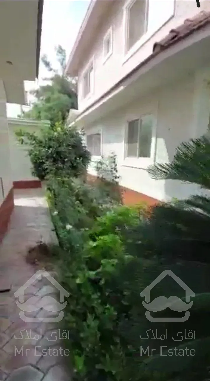 فروش ویلا دوبلکس شهرکی ۴ ویلا