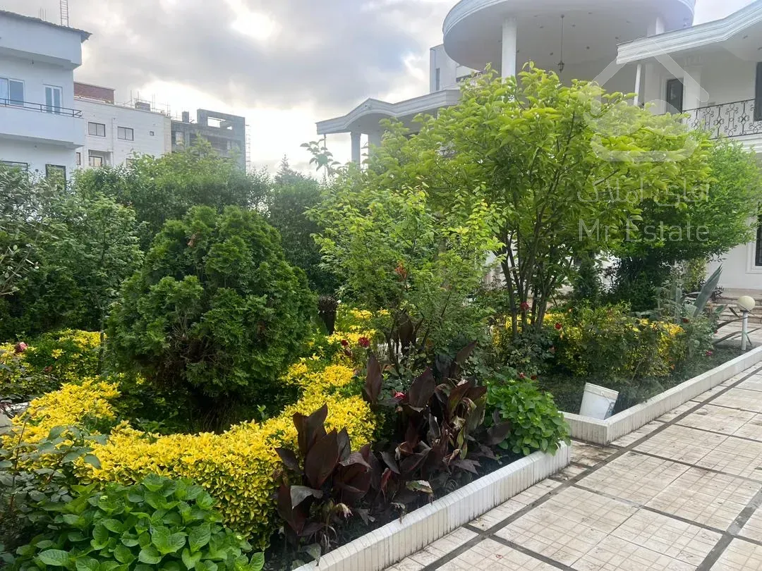 رهن ویلا۴۰۰متری شهرکی درسلامنشهر مازندران