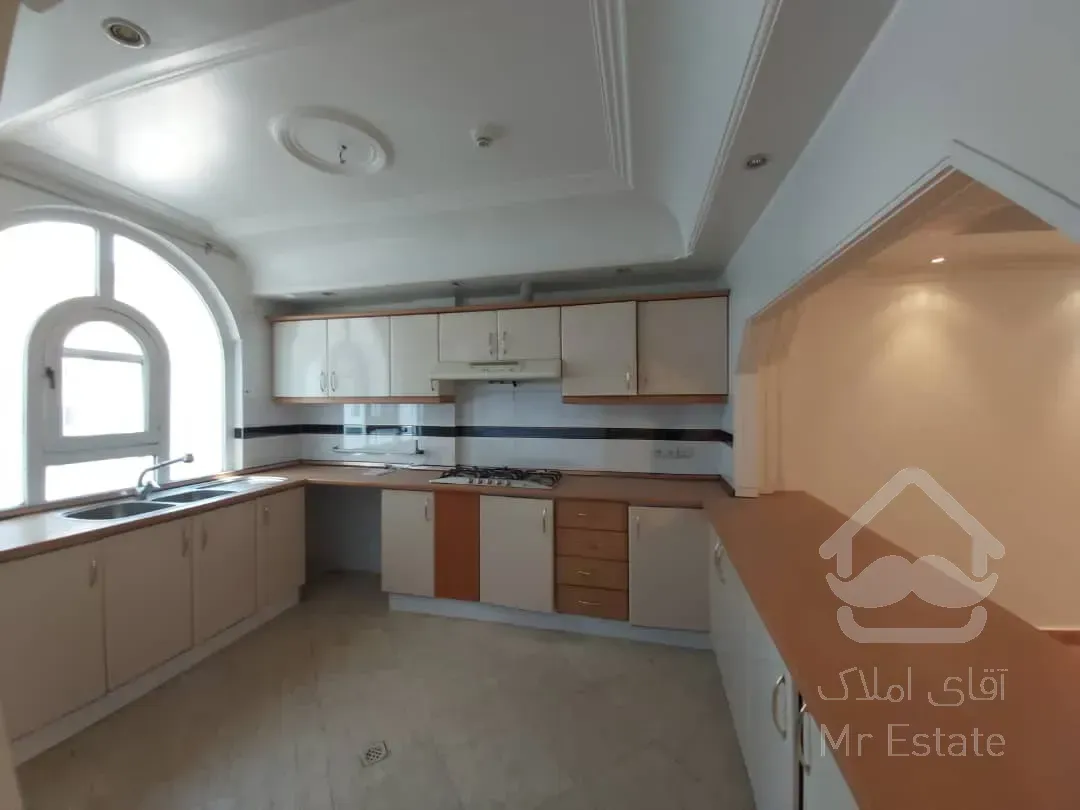 فروش 130 متر اختیاریه