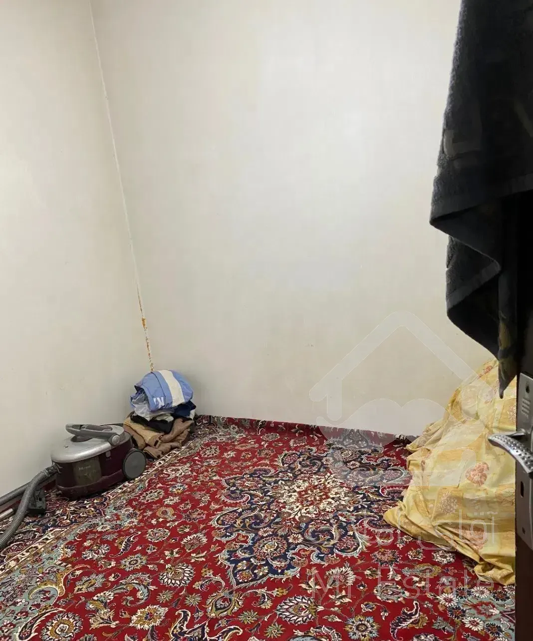 آپارتمان ۶۰متری طبقه همکف کوچه یکمتری