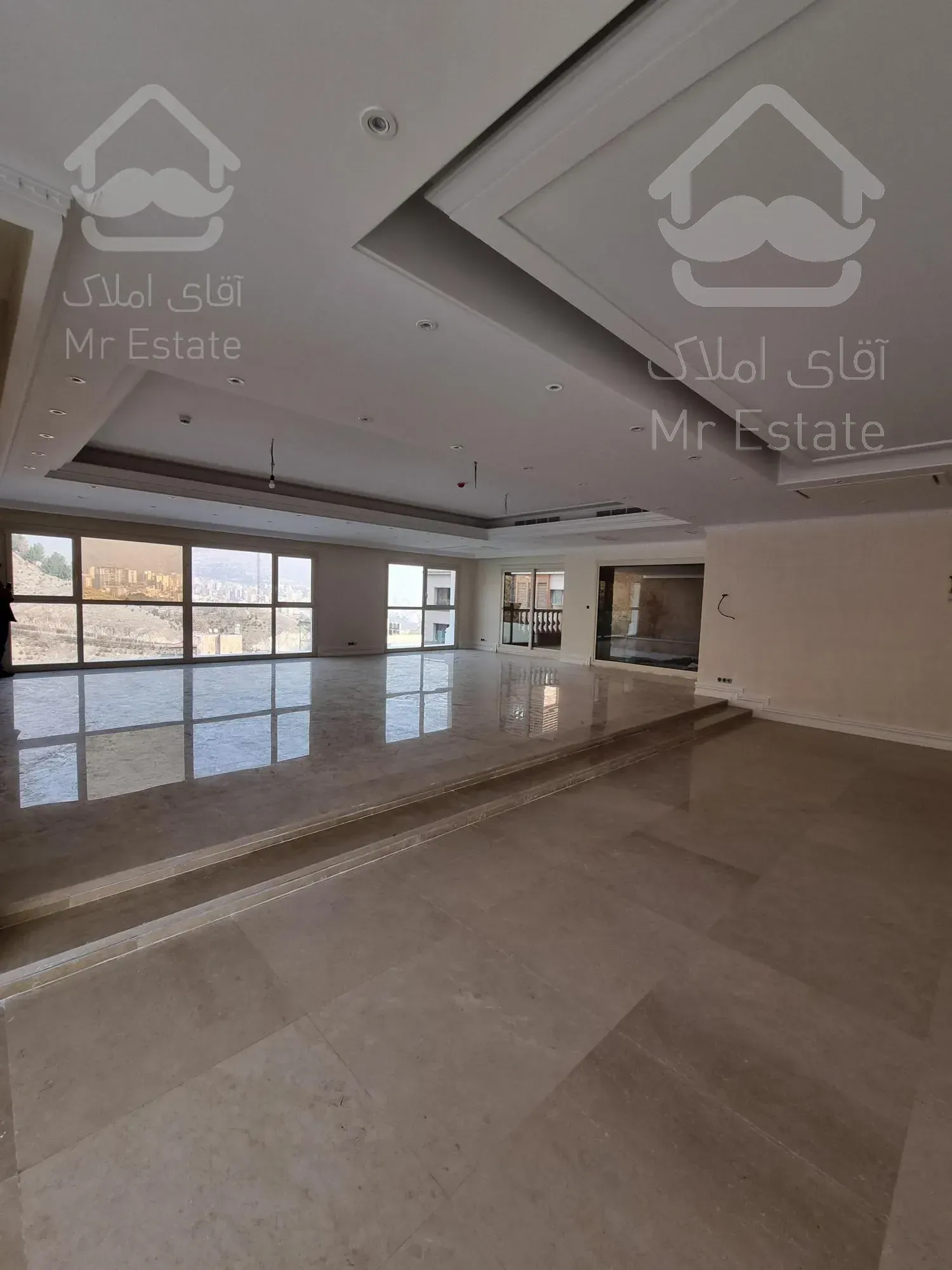 465 متر بهشت روی زمین