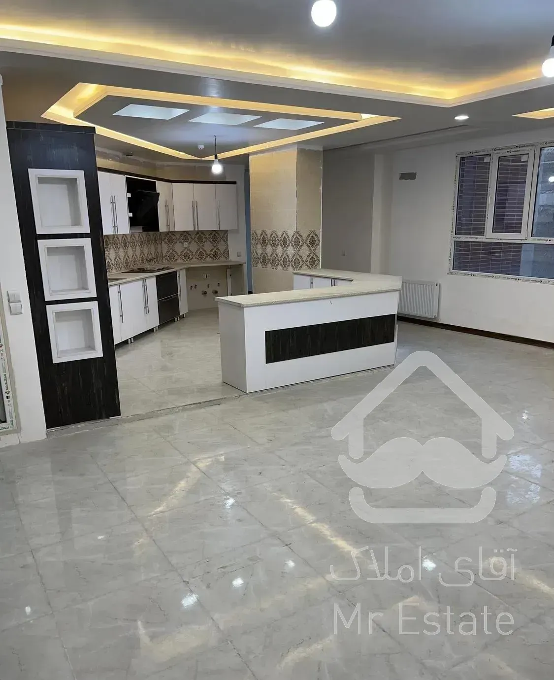 اپارتمان ۱۴۰ متری کلید نخورده ۳ خواب