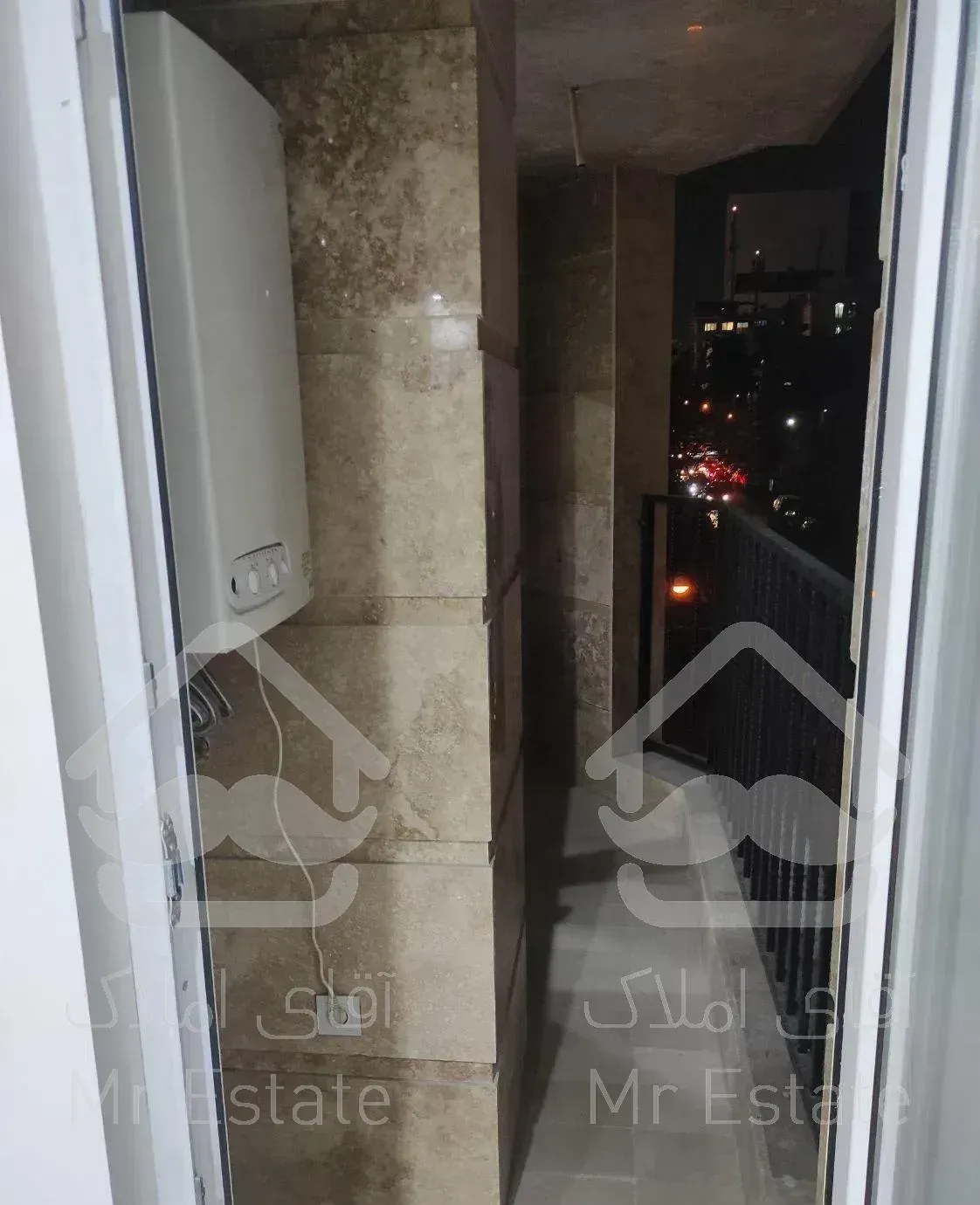 آپارتمان ۱۰۰ متر ۲ خواب نوساز فول