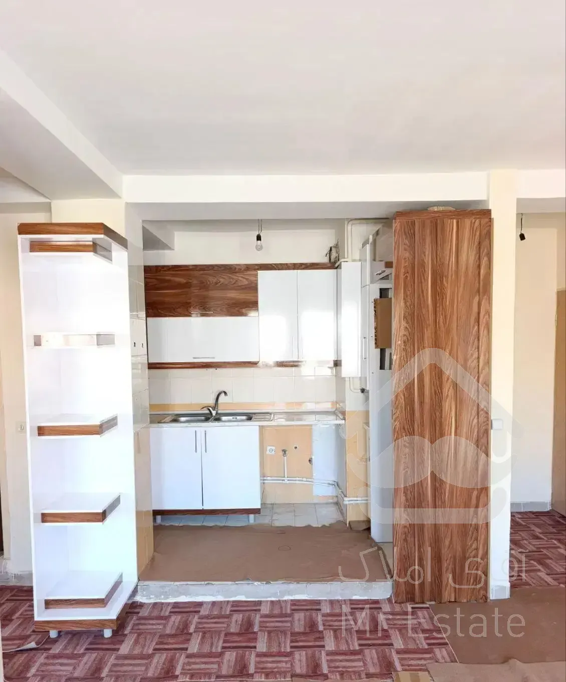 فروش اپارتمان۵۱متری لوکس اندیشه ط اول فقط۴۹۰میلیون