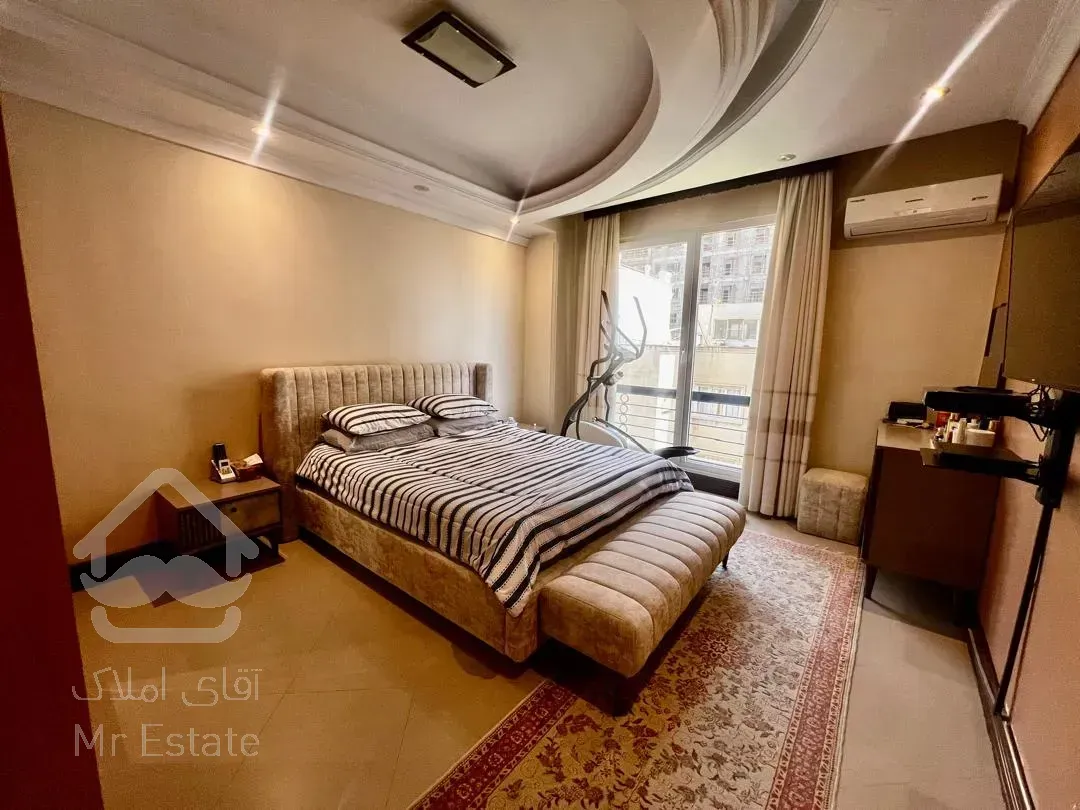 فروش اپارتمان 220 متری زعفرانیه