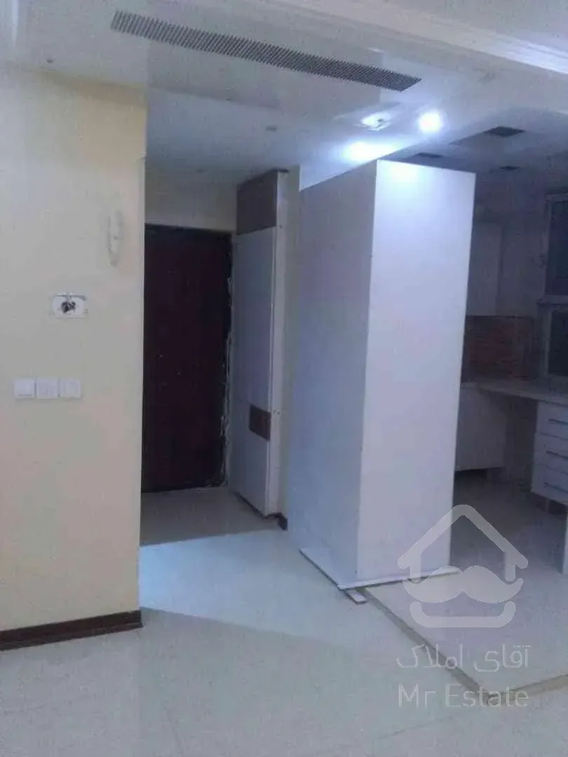 اپارتمان ۹۴متری نوساز فردوس شرق