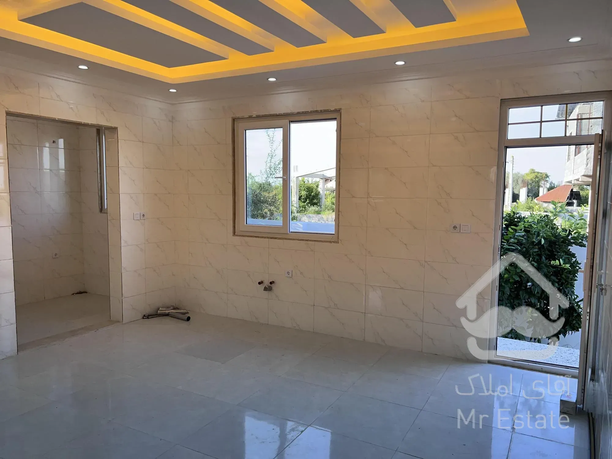 ویلای سوپر لاکچری ۲۸۵ متری زیر قیمت