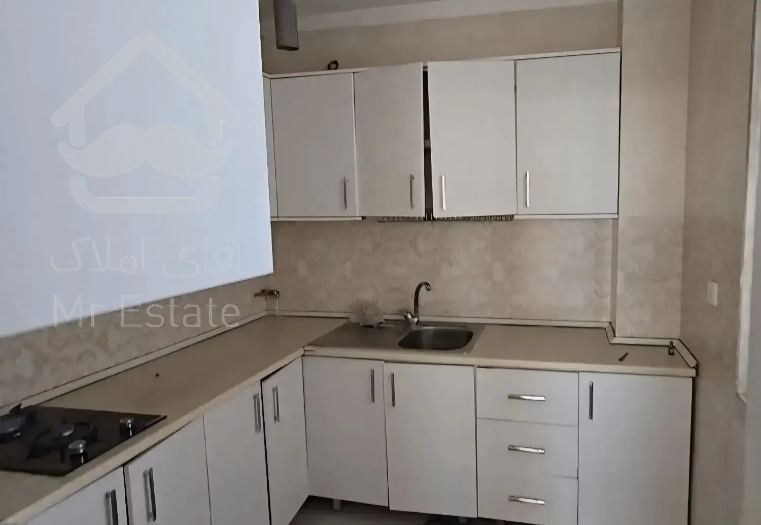 148مترشهرک غرب دریا*س پزشکی و اداری*تابلوخور*۵ساله