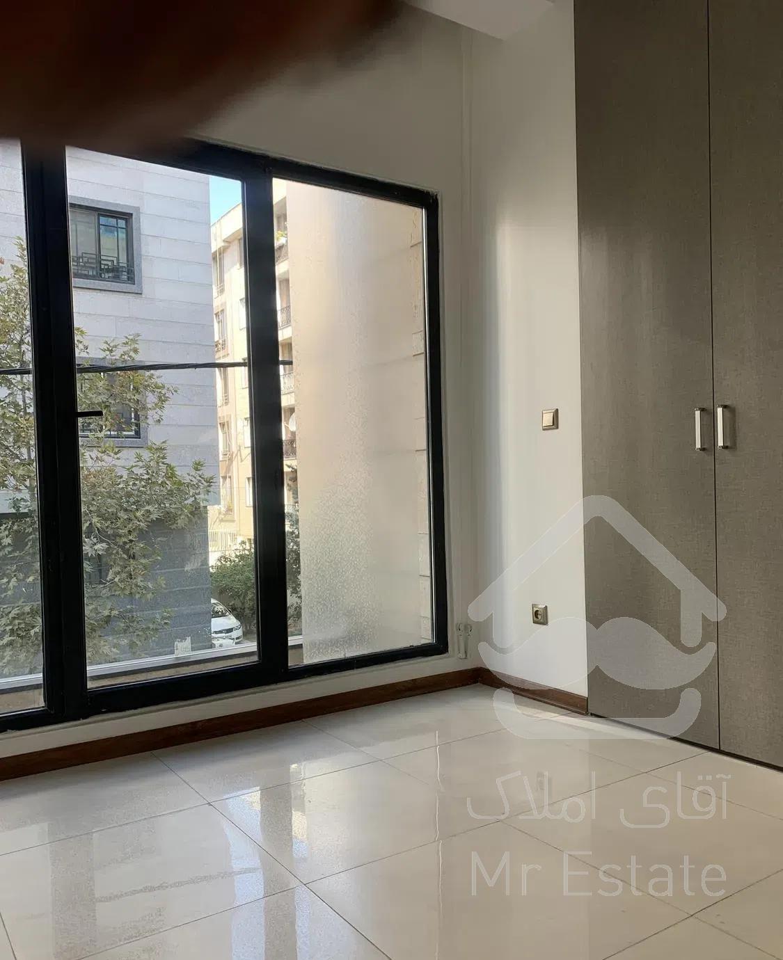 آپارتمان ٩٧ متر دوخواب //زرین