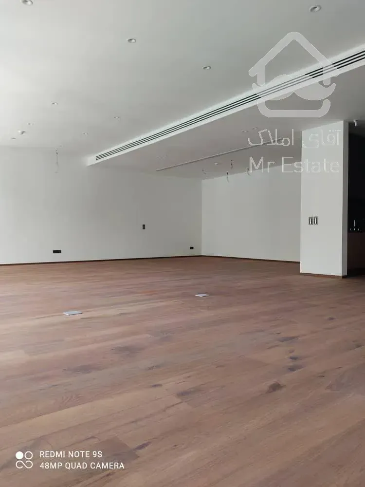 اجاره و رهن آپارتمان زعفرانیه 295  متر لوکس