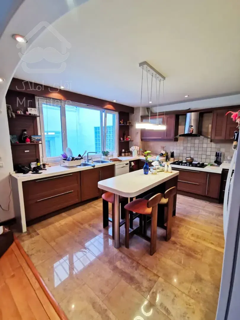 فروش آپارتمان مرجان ۲۲۰ متر ویو رویایی