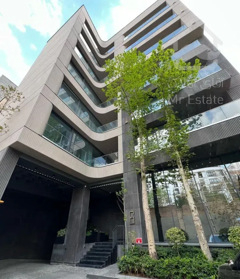 ۱۴۵متر/کلیدنخورده ۳خواب مستر فول مشاعات آبی ونک