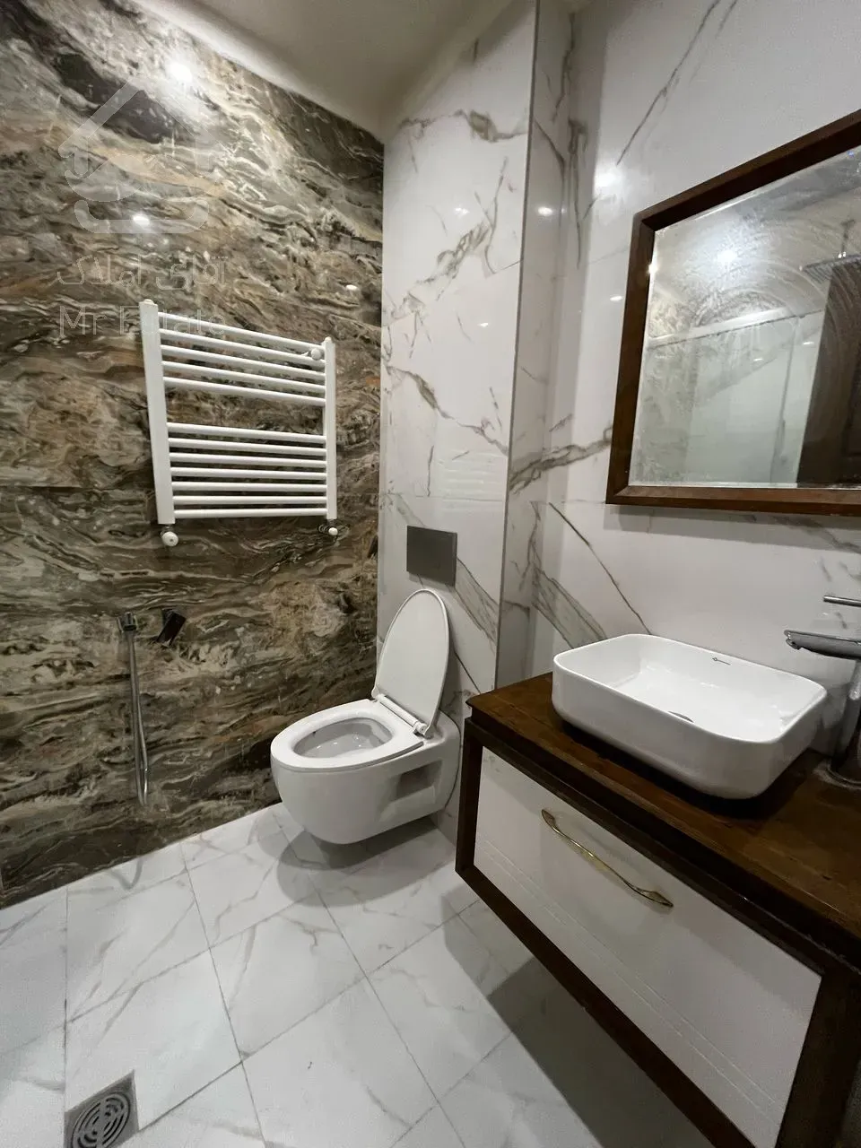 اجاره 130 متری دیباجی جنوبی