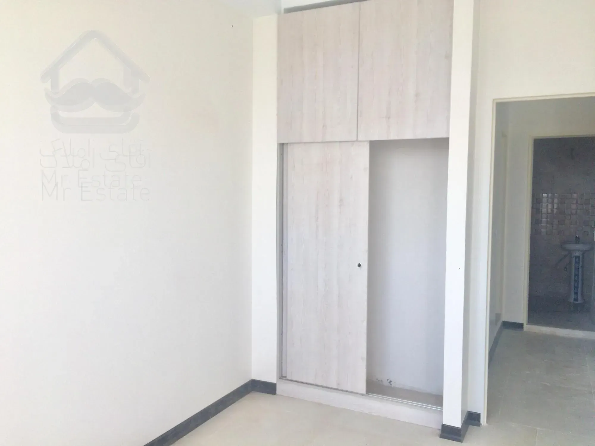 رهن آپارتمان ۸۲ متری نوساز واقع در بلوار فردوس شرق