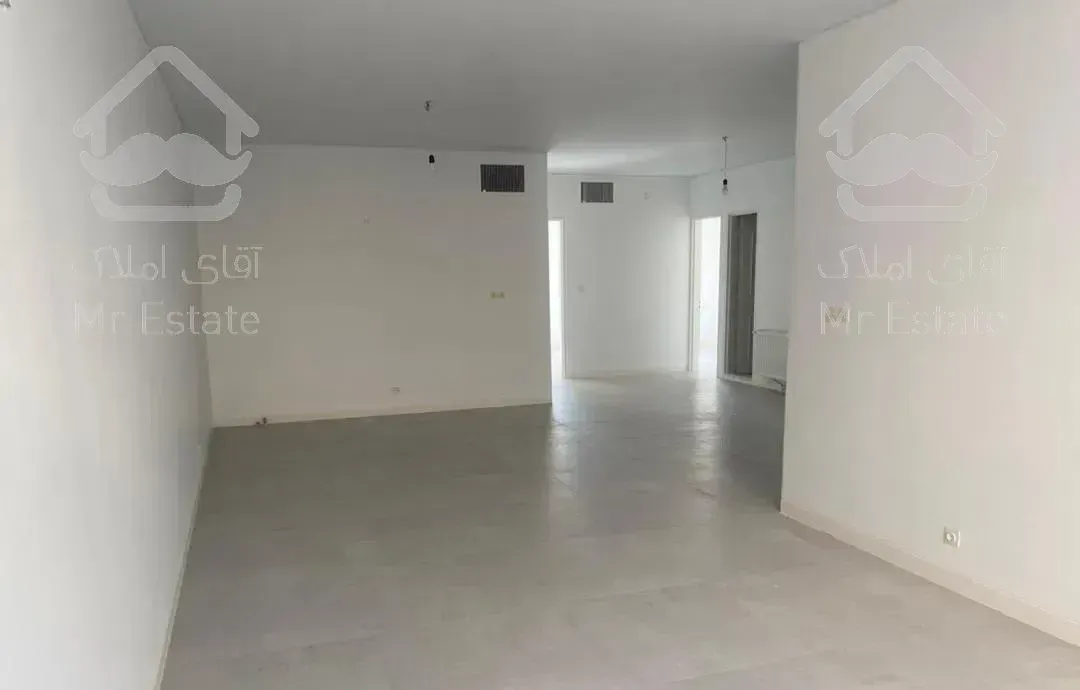 آپارتمان ۱۳۵ متری سه خواب تک واحدی