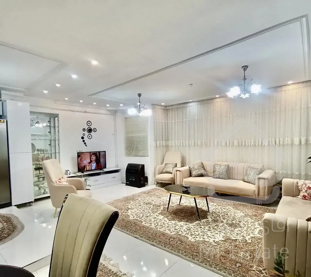 ۹۰ متر فول بازسازی تاپ لوکیشن خ تهران