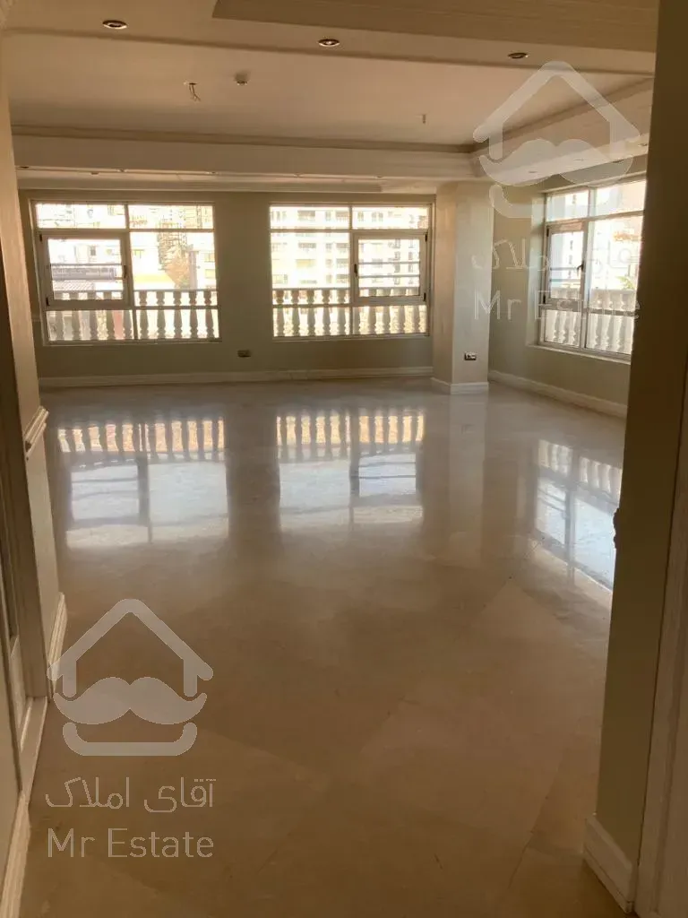 ۲۴۰ متر زعفرانیه بر فراز ابرها طبقه۱۲