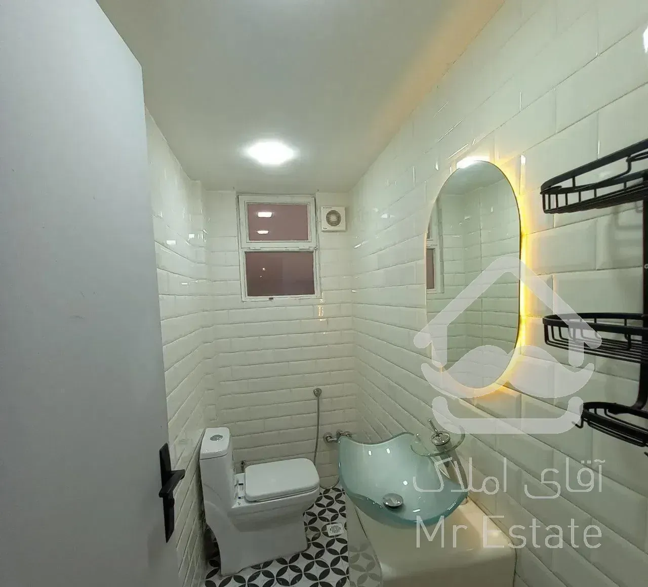 میرداماد ۹۵ متر با پارکینگ انباری ( شخصی نوری )