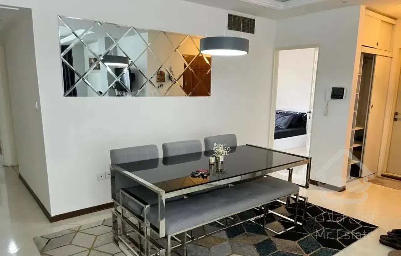 ۵۷متر فول امکانات زیر قیمت منطقه