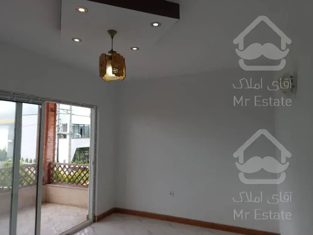 فروش ویلا ۲۵۰ متری