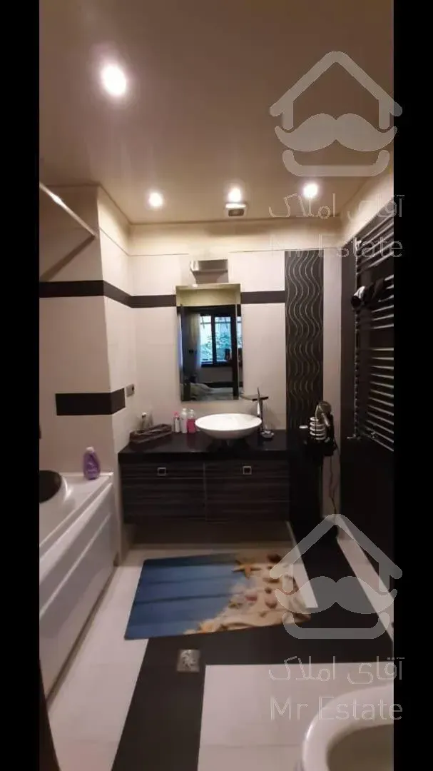 اجاره و رهن آپارتمان زعفرانیه 256  متر شیک