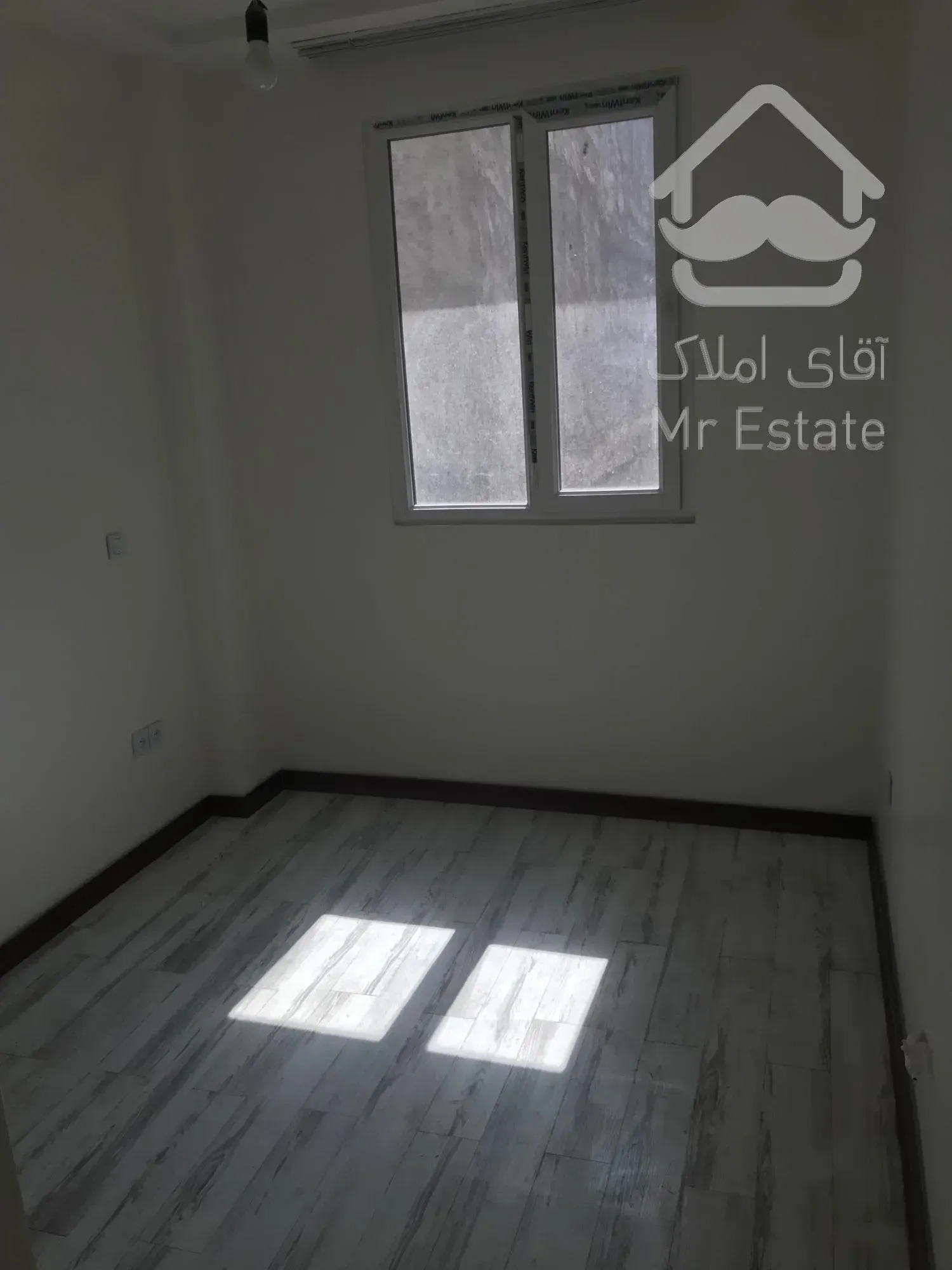 ۸۱ متر سوپرلوکس/فروشنده/شاندیز