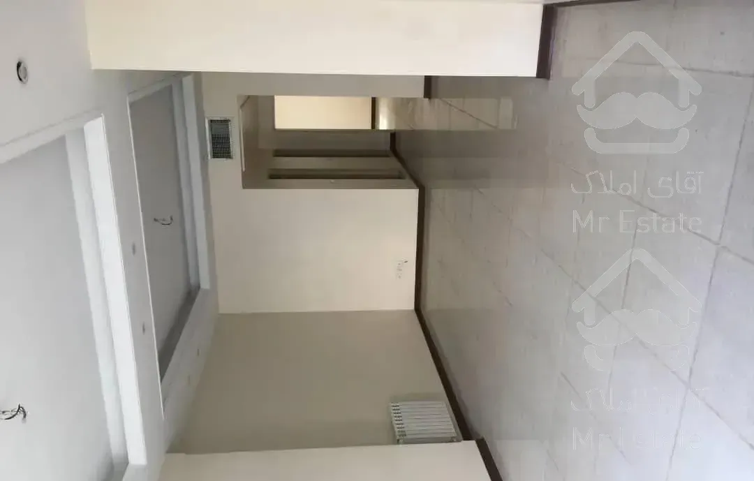 آپارتمان ۸۲متر فول