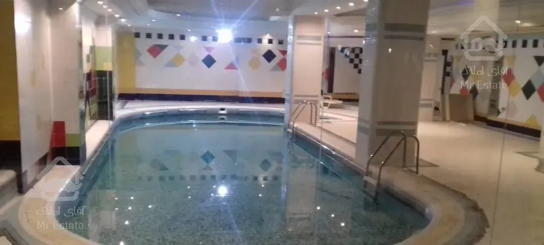 ۱۸۶متری فول مشاعات آبی، حیاط مشجر، گلسنگ