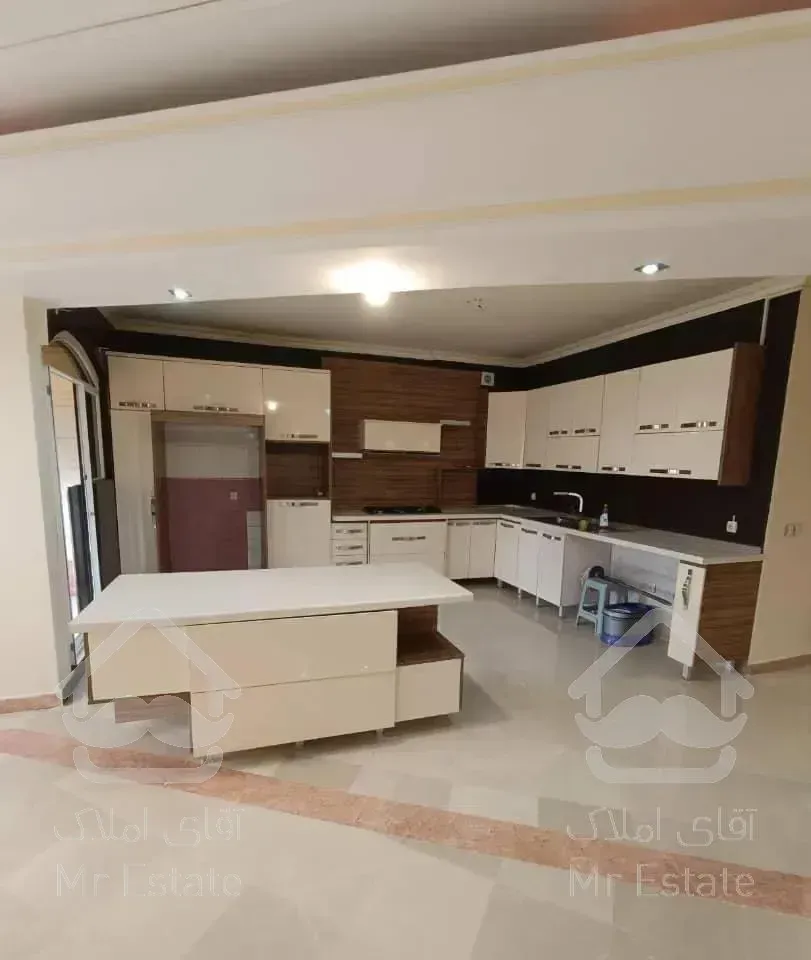 آپارتمان ۱۶۸ متر ۳ خوابه اختیاریه