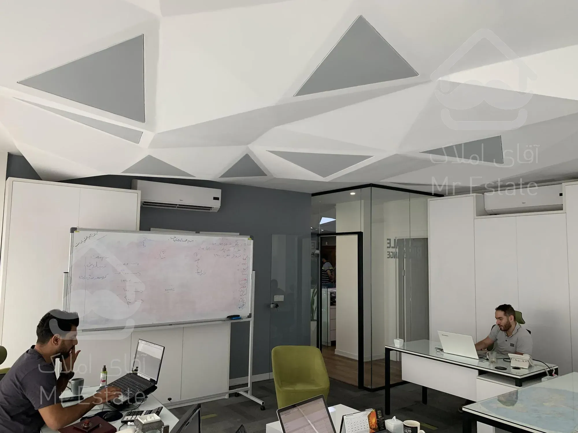 آپارتمان ۳۰۰ متری سند اداری اشرفی اصفهانی