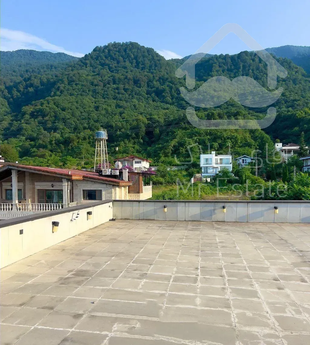 مدرن ویوجنگل۵۰۰متری/فول مبله استخردار/چلندرنوشهر